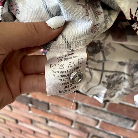 Zeroyaa Floral Button Up Printed Shirt White Black XXL - Picture 10 of 10